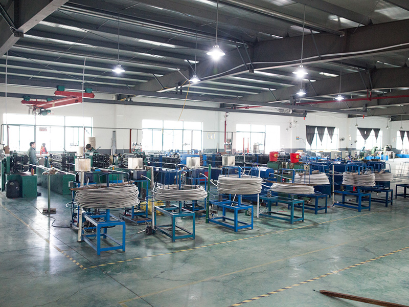 波紋管成型車間